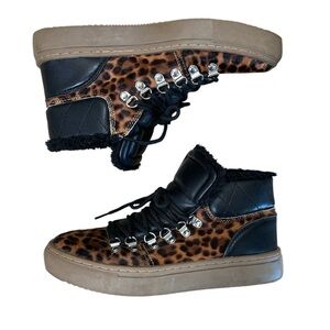 Marc Fisher Leopard Hightop Sneaker Bootie Daisies Women's Sz 8M MLDAISIE2 Shoe